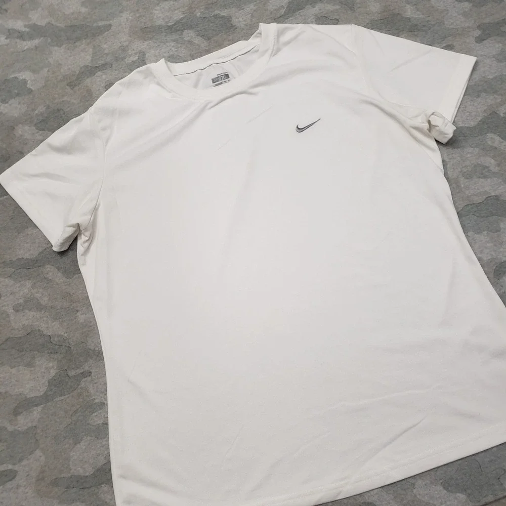 Nike Top Womens XL White‎ FitDry Short Sleeve Fitness Casual Tennis Gym Active